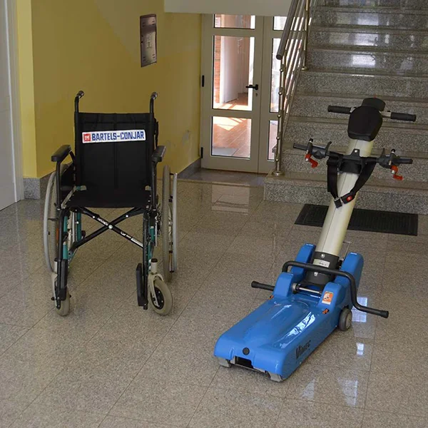 Gusjeničar T09 ROBY-1